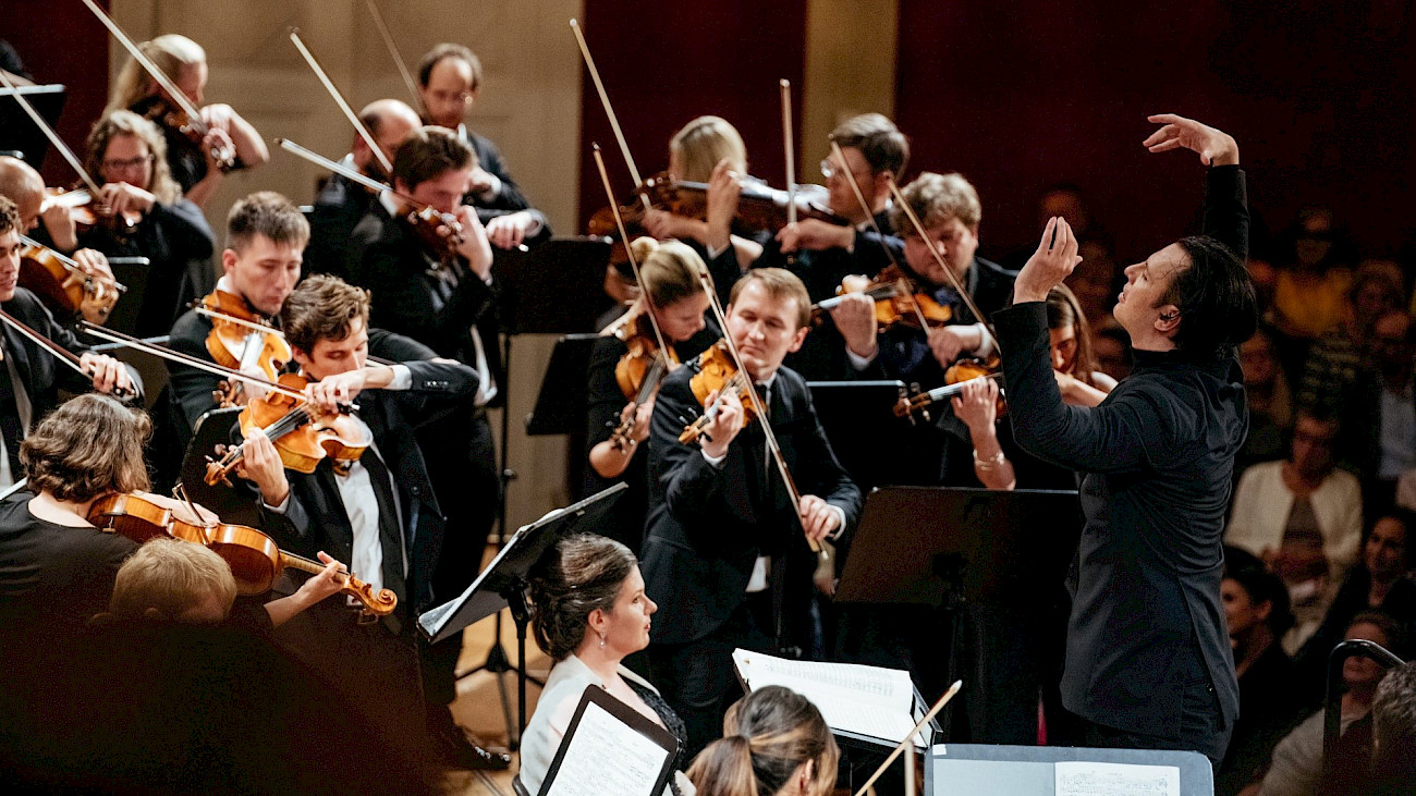 Utopia Orchestra – of angels and titans